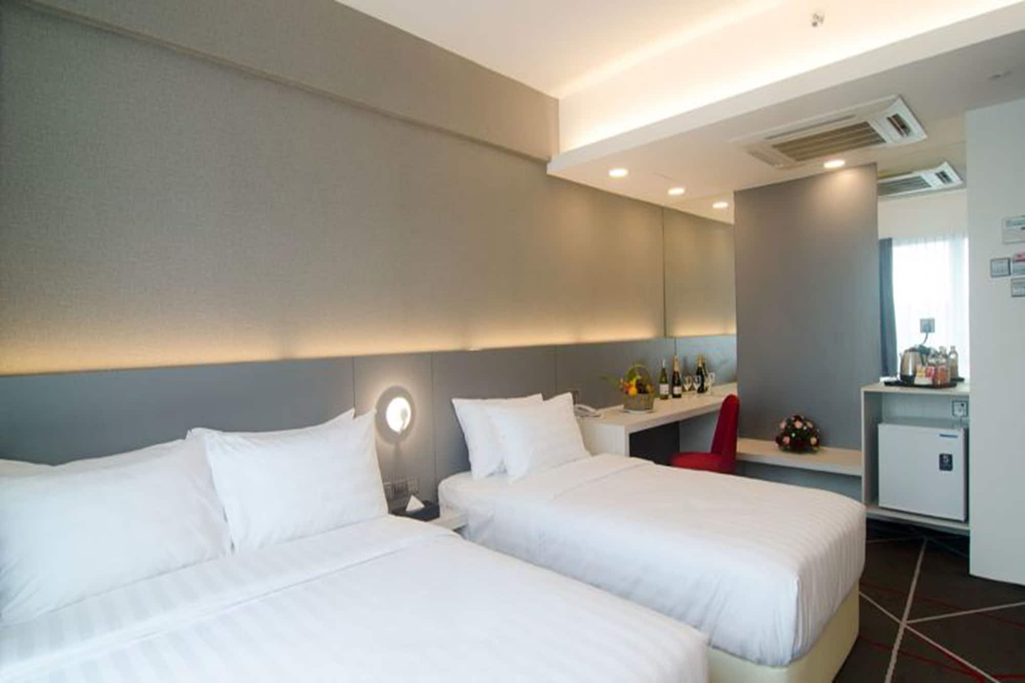 Amerin Hotel Johor Bahru Buitenkant foto