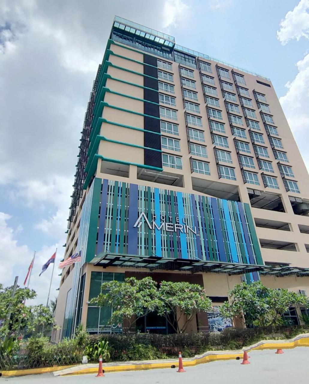 Amerin Hotel Johor Bahru Buitenkant foto