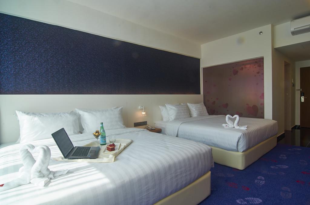 Amerin Hotel Johor Bahru Buitenkant foto