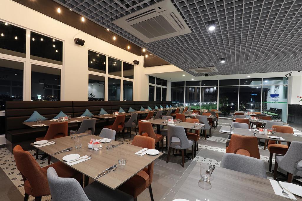 Amerin Hotel Johor Bahru Buitenkant foto