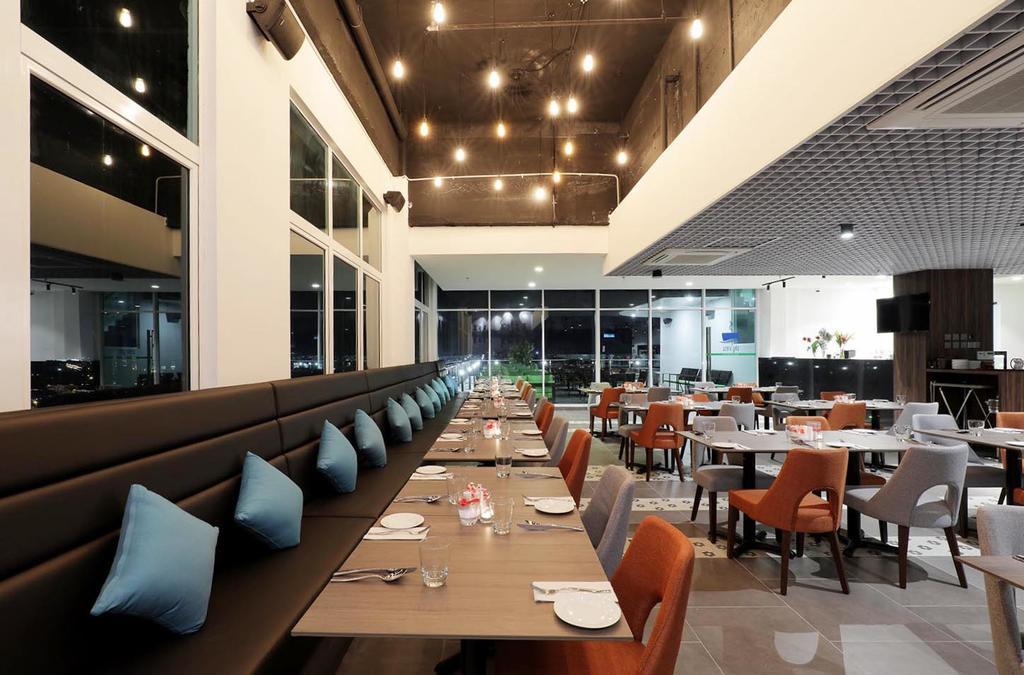 Amerin Hotel Johor Bahru Buitenkant foto