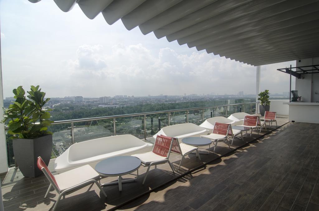 Amerin Hotel Johor Bahru Buitenkant foto