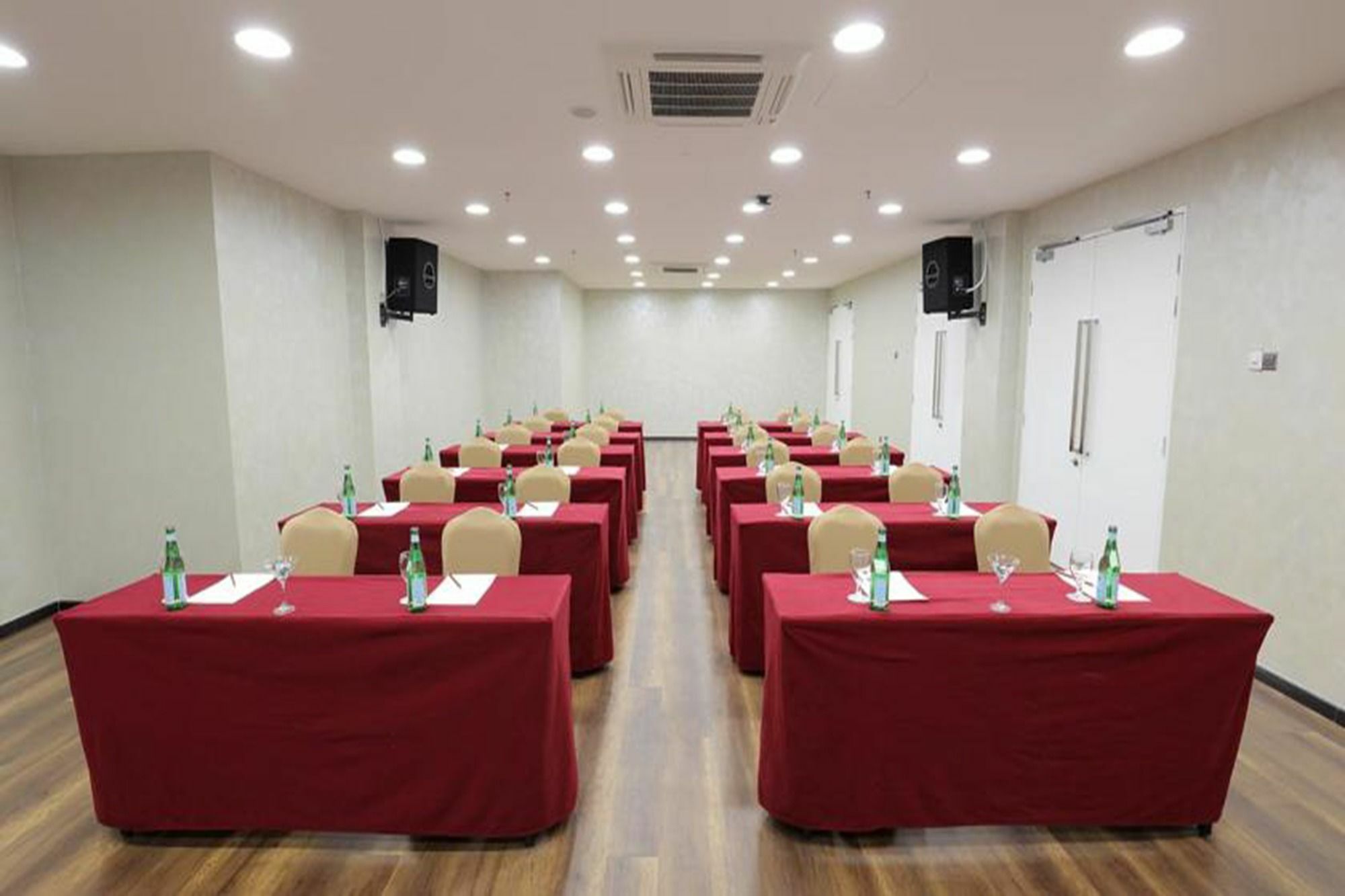 Amerin Hotel Johor Bahru Buitenkant foto